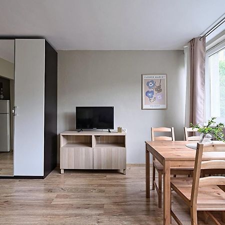 Urbannestgroup - City Center Cozy Studio - Bagno 7 Warsaw Ngoại thất bức ảnh